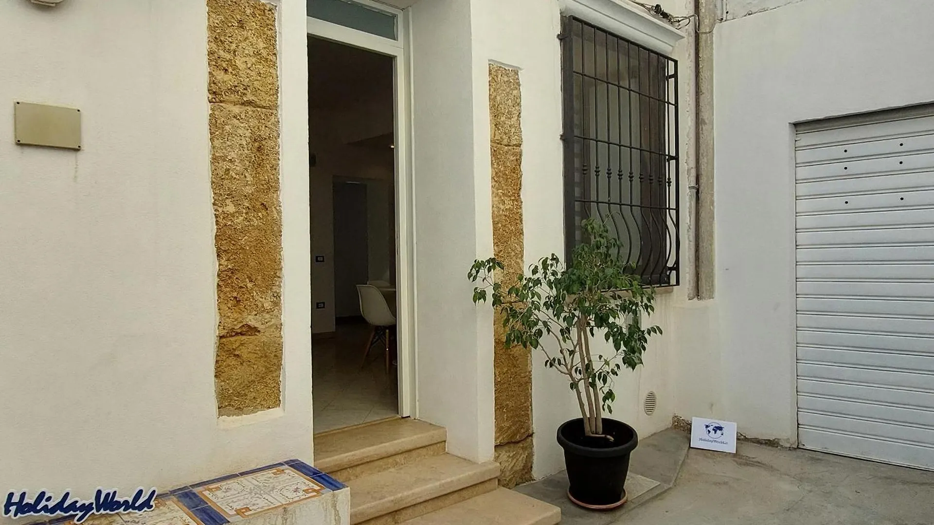 La Casa Di Viola By Holiday World Marsala 0*,